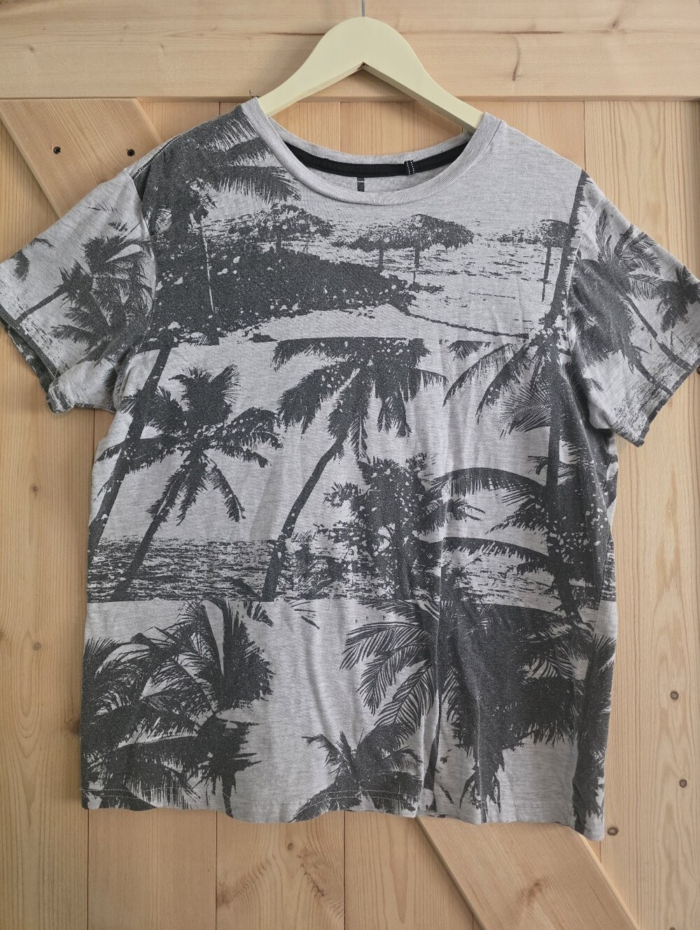 Buffalo David Bitton Gray Palm Print Short Sleeve Tee